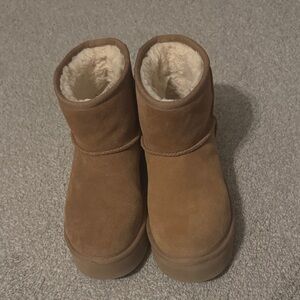 Ugg platform mini